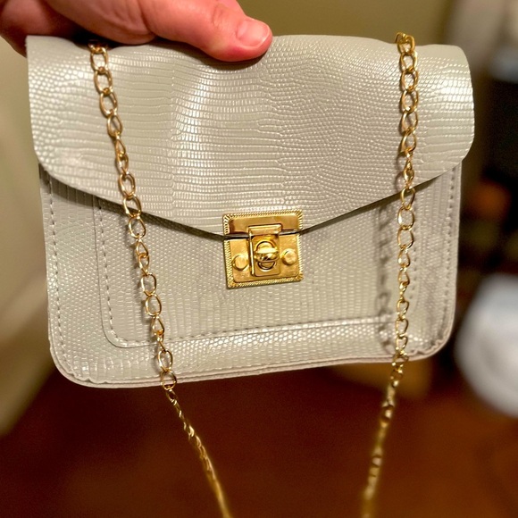 SHEIN Handbags - Lizard Embossed Flap Chain Crossbody Bag